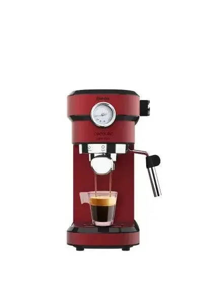 Cafetera para espressos y cappuccinos 20 bares de presión acabado color rojo cafelitzia 790 shiny pro de Cecotec