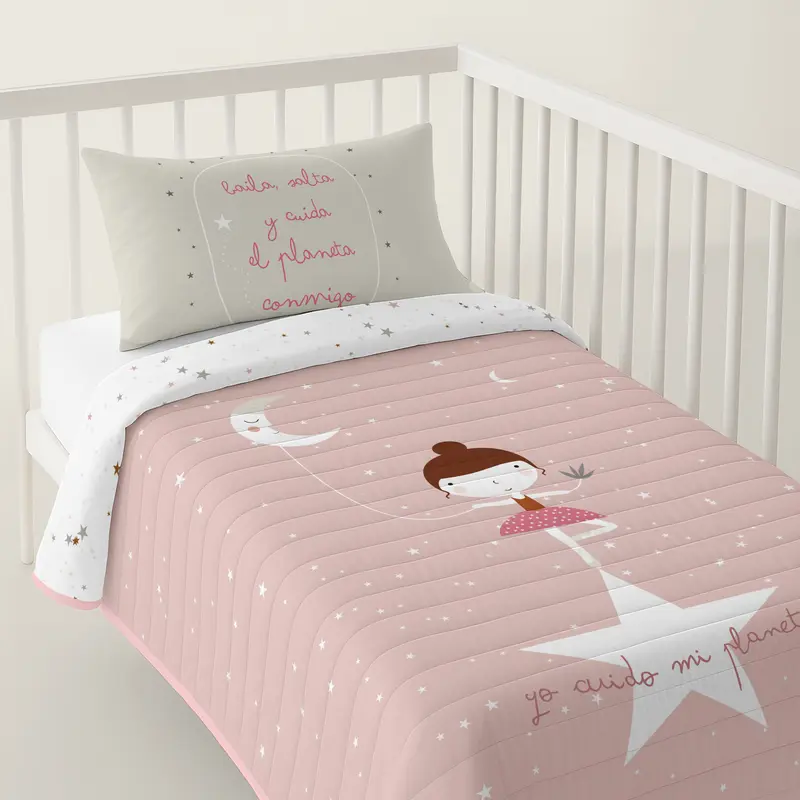 COLCHA BOUTI REVERSIBLE ESTAMPADA BEBÉ CUNA BAILARINA 100% ALGODÓN