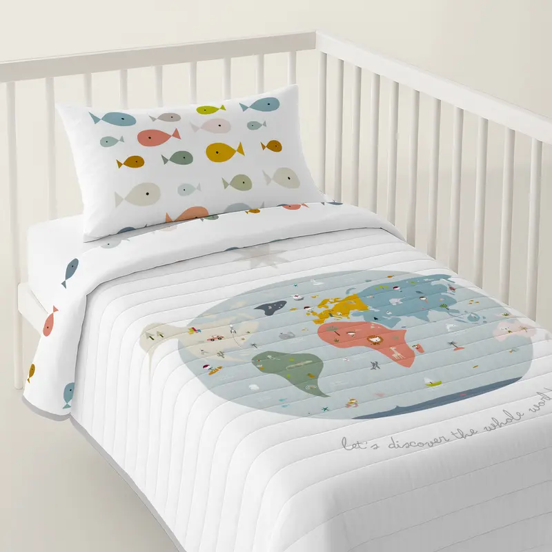 COLCHA BOUTI REVERSIBLE ESTAMPADA BEBÉ CUNA MAPAMUNDI 100% ALGODÓN