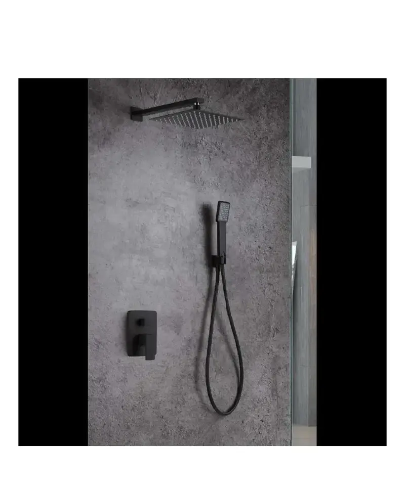 Conjunto para la ducha empotrado en color negro mate con un diseño moderno Dublin de Imex