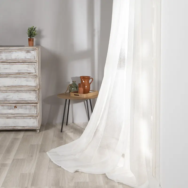 Cortina Mujji  Neya Blanco