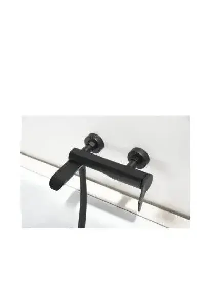 Grifería monomando para bañera y ducha hecha de latón con acabado negro mate Dinamarca de Imex