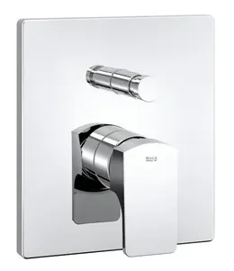Grifo de bañera ducha empotrable de 16 cm con acabado cromado L90 Roca