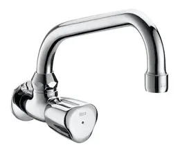 Grifo de lavadero exterior convencional con caño giratorio de agua fría Brava Roca