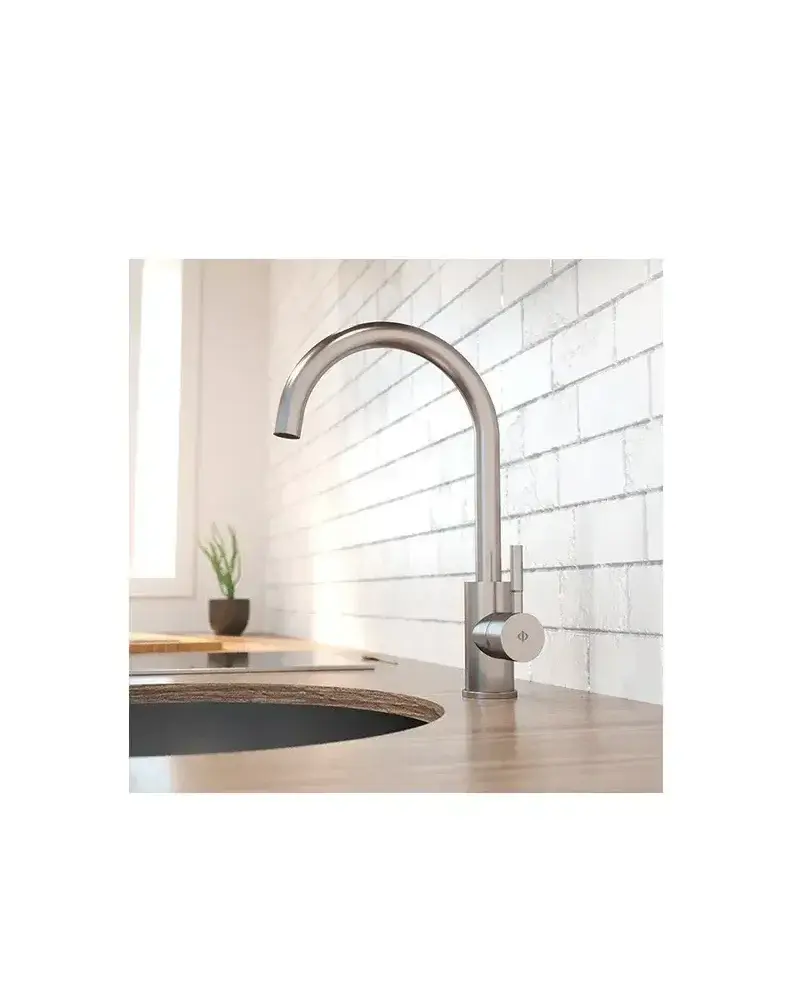 Grifo monomando de cocina fabricado en acero inoxidable cepillado de 231 mm Round de GME