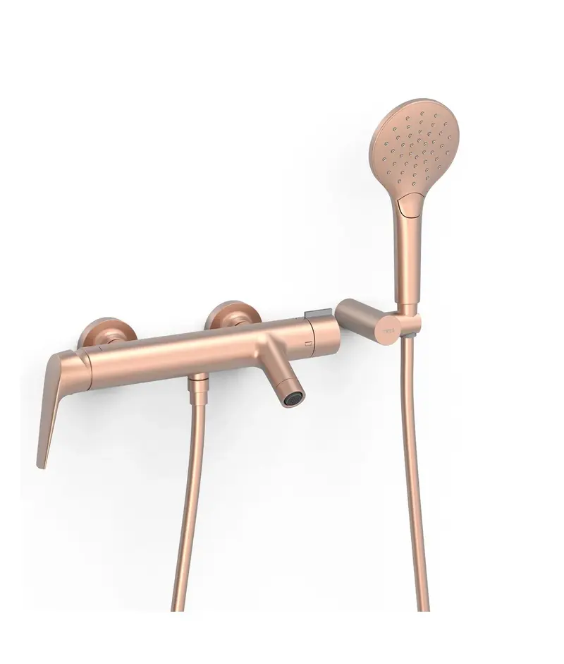 Grifo monomando mural para bañera y ducha con aireador y casquillo de latón acabado oro rosa mate Fuji Tres