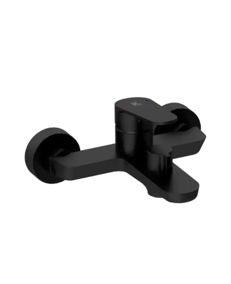 Grifo monomando para bañera y ducha en latón con acabado negro mate de Fine Källa