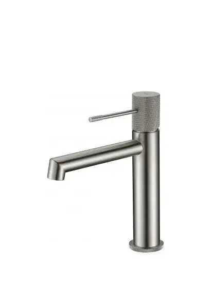 Grifo monomando para lavabo con un cartucho cerámico de color níquel cepillado Line de Imex