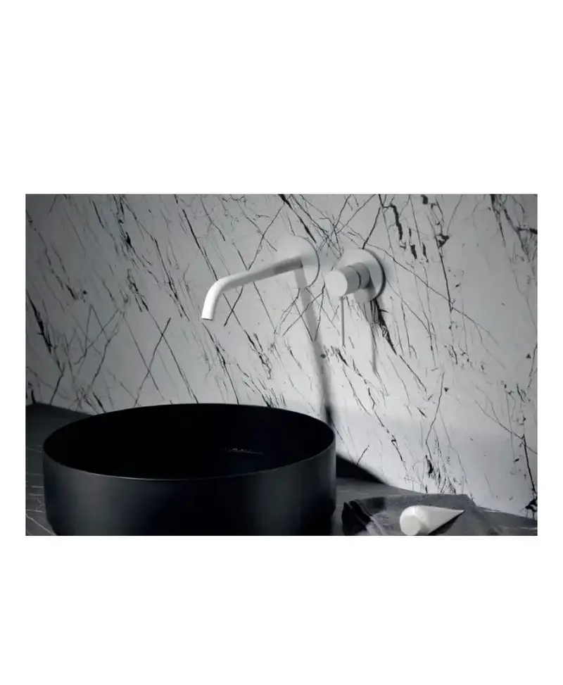 Grifo monomando para lavabo con un diseño empotrado de acabado blanco mate stick Milos de Imex