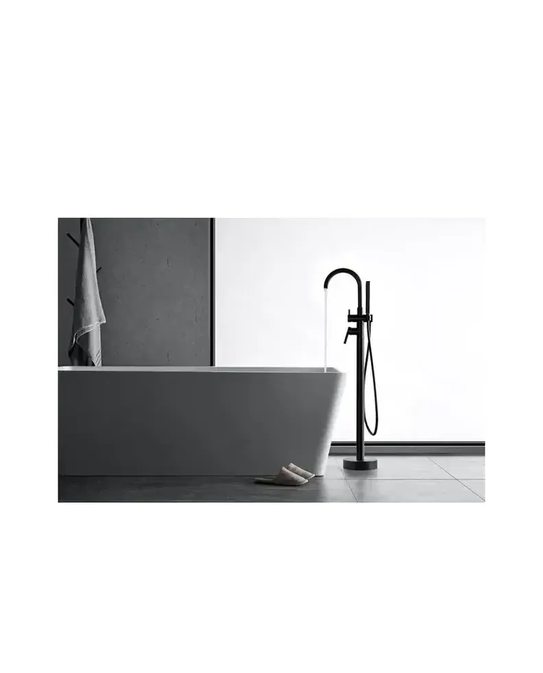 Grifo para bañera exento monomando fabricado en latón con un acabado en color negro Round de GME