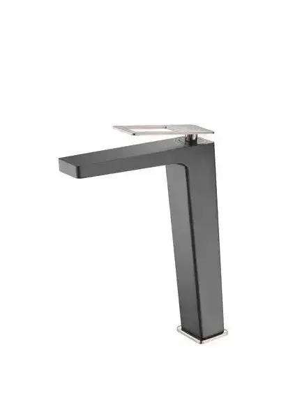 Grifo para lavabo con un diseño monomando de caño alto y un acabado negro mate y oro rosa Suecia de Imex