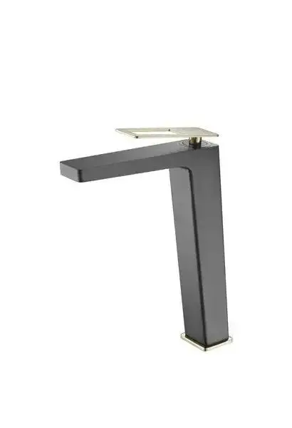 Grifo para lavabo con un diseño monomando de caño alto y un acabado negro mate y oro Suecia de Imex