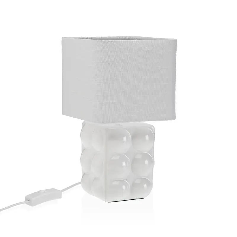 LAMPARA CON BASE BLANCA Y TULIPA CUADRADA