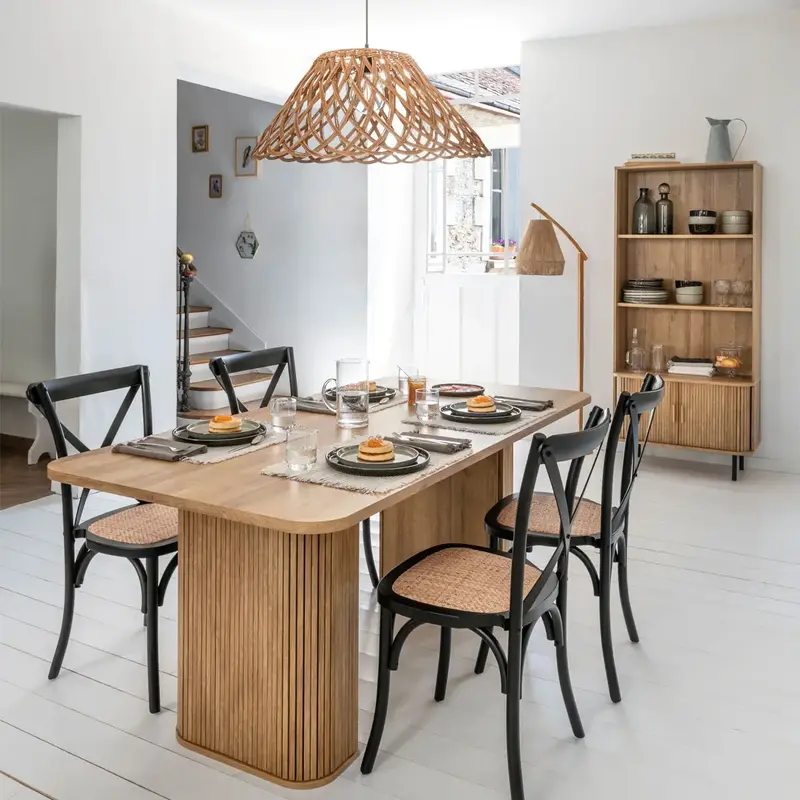 MESA DE COMEDOR COLVA