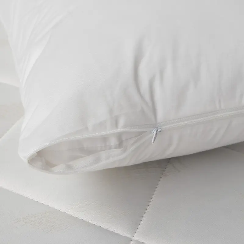 Protector de Almohada Impermeable y Transpirable