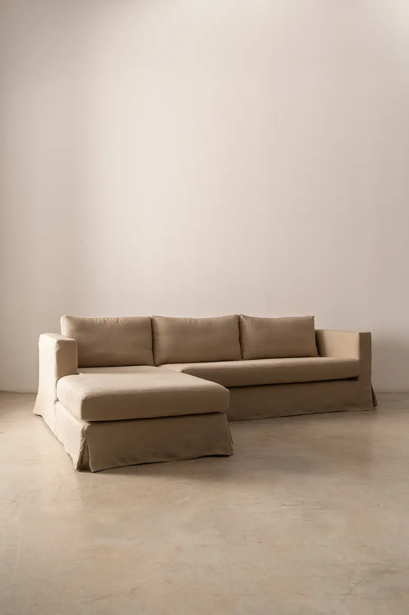Sofá con Chaise Longue Loir Tierra