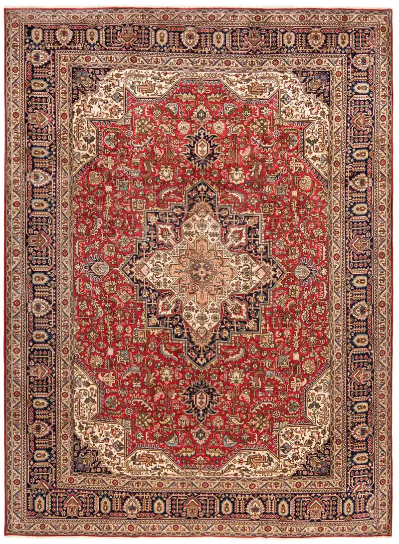 Tabriz Persian Rug | 338 x 249 cm